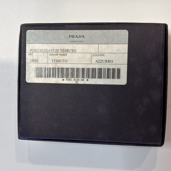 Prada Nylon Saffiano Zip Around key card holder Baby Blue with authenticity card - Picture 15 of 15